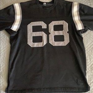 🔥Nike Sportswear Shirt Sz L🔥